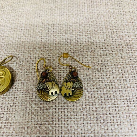 Earring Bundle  - Picture 4 of 4